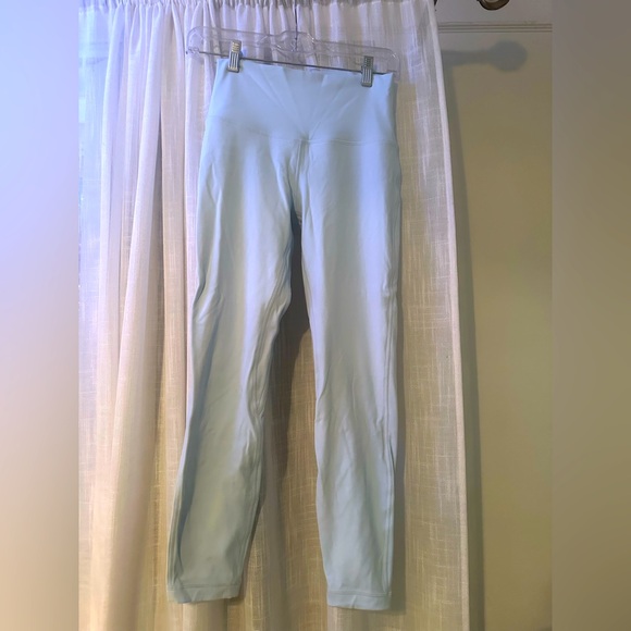 NWOT Lululemon Align HR Crop 25 - Picture 3 of 5